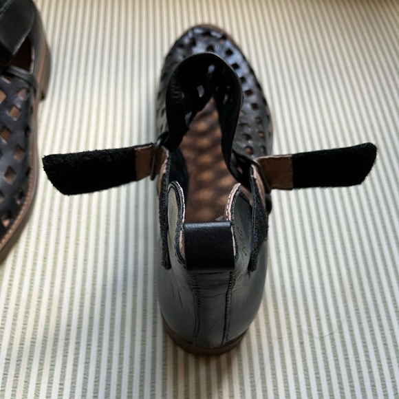 EUC. Musse & Cloud ankle bootie. - Picture 7 of 10